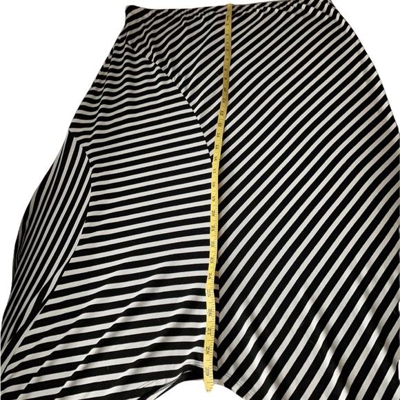 Chico’s Black & White Striped Handkerchief Hem MIDI Skirt Size 12/L - Picture 5 of 9